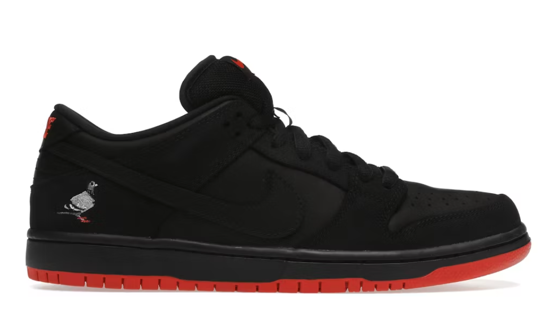 Nike SB Dunk Low "Black Pigeon"