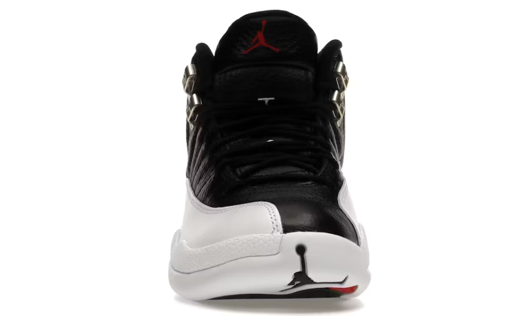 Jordan 12 Retro Playoffs (2022) (Yellowing)