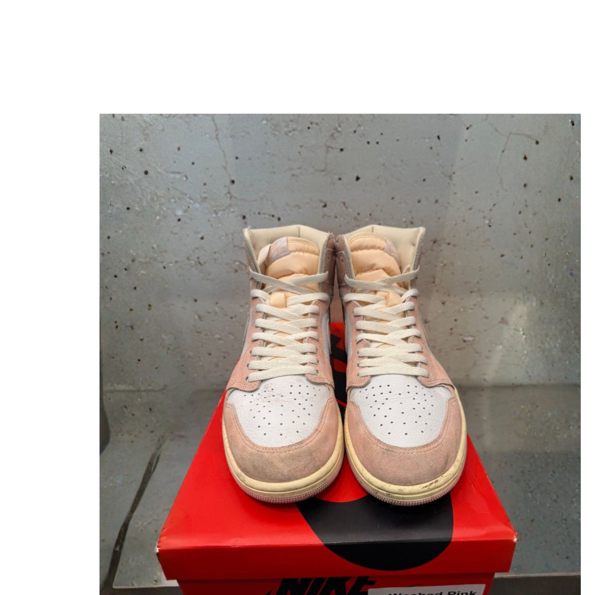 Jordan 1 High "Washed Pink" Size 12W / 10.5M Preowned