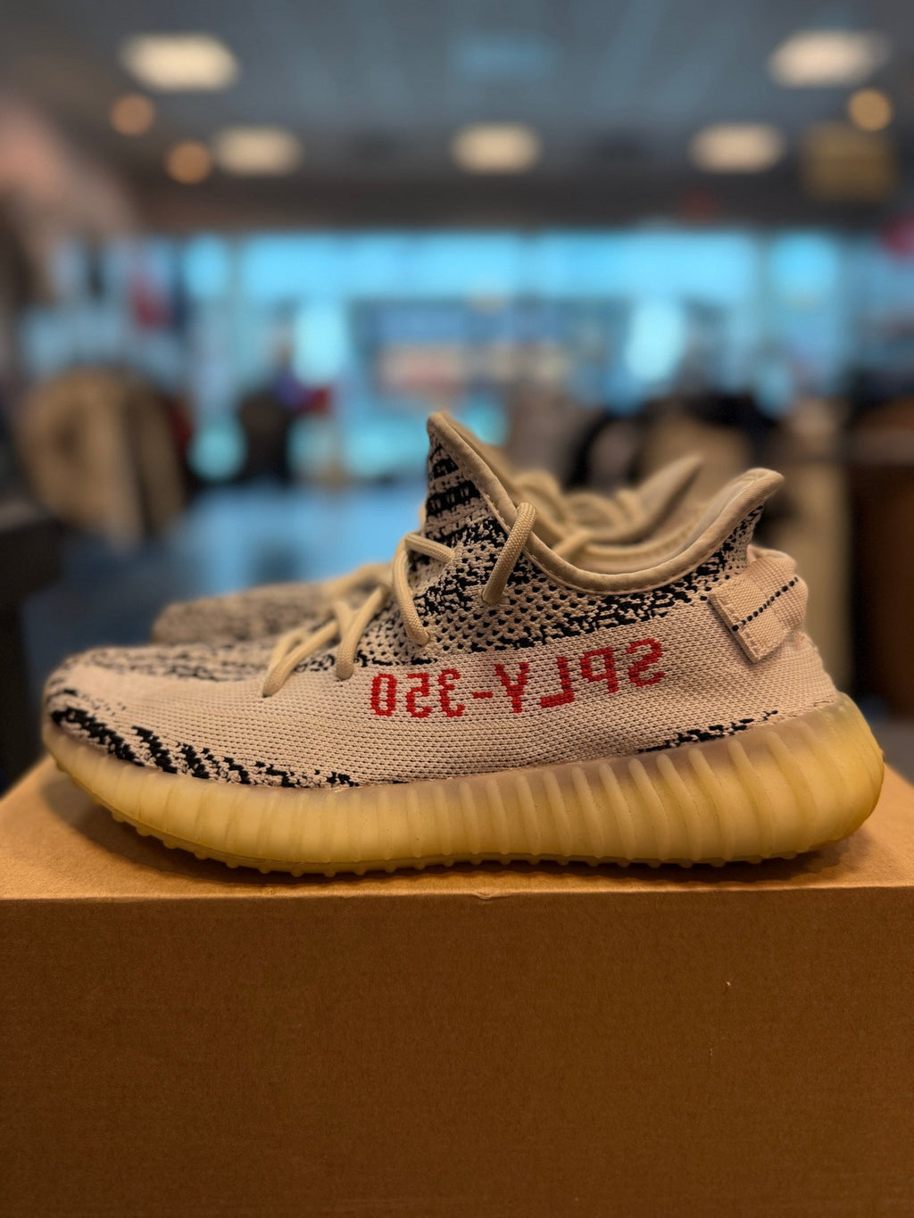 Adidas Yeezy Boost 350 V2 'Zebra' Size 7 Preowned - Hype World