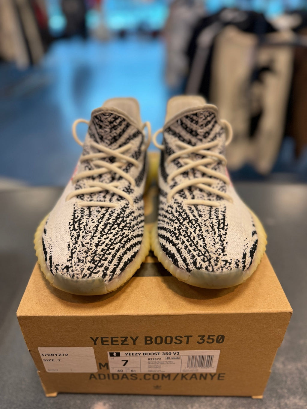 Adidas Yeezy Boost 350 V2 'Zebra' Size 7 Preowned - Hype World
