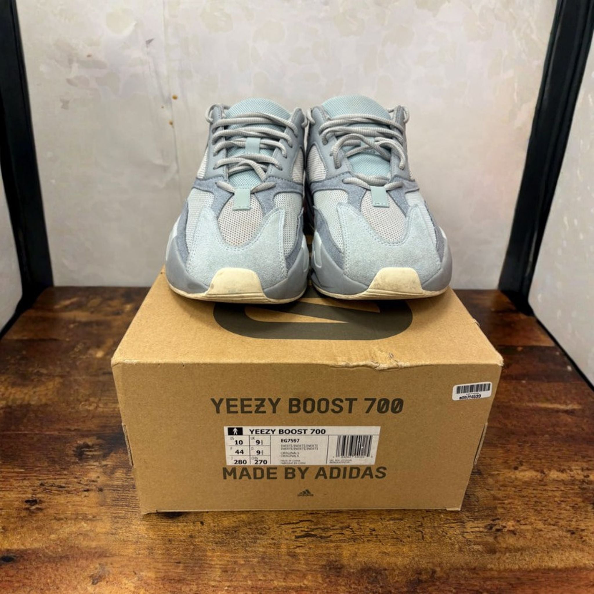 Adidas Yeezy Boost 700 “Inertia” Size 10 Preowned - Hype World