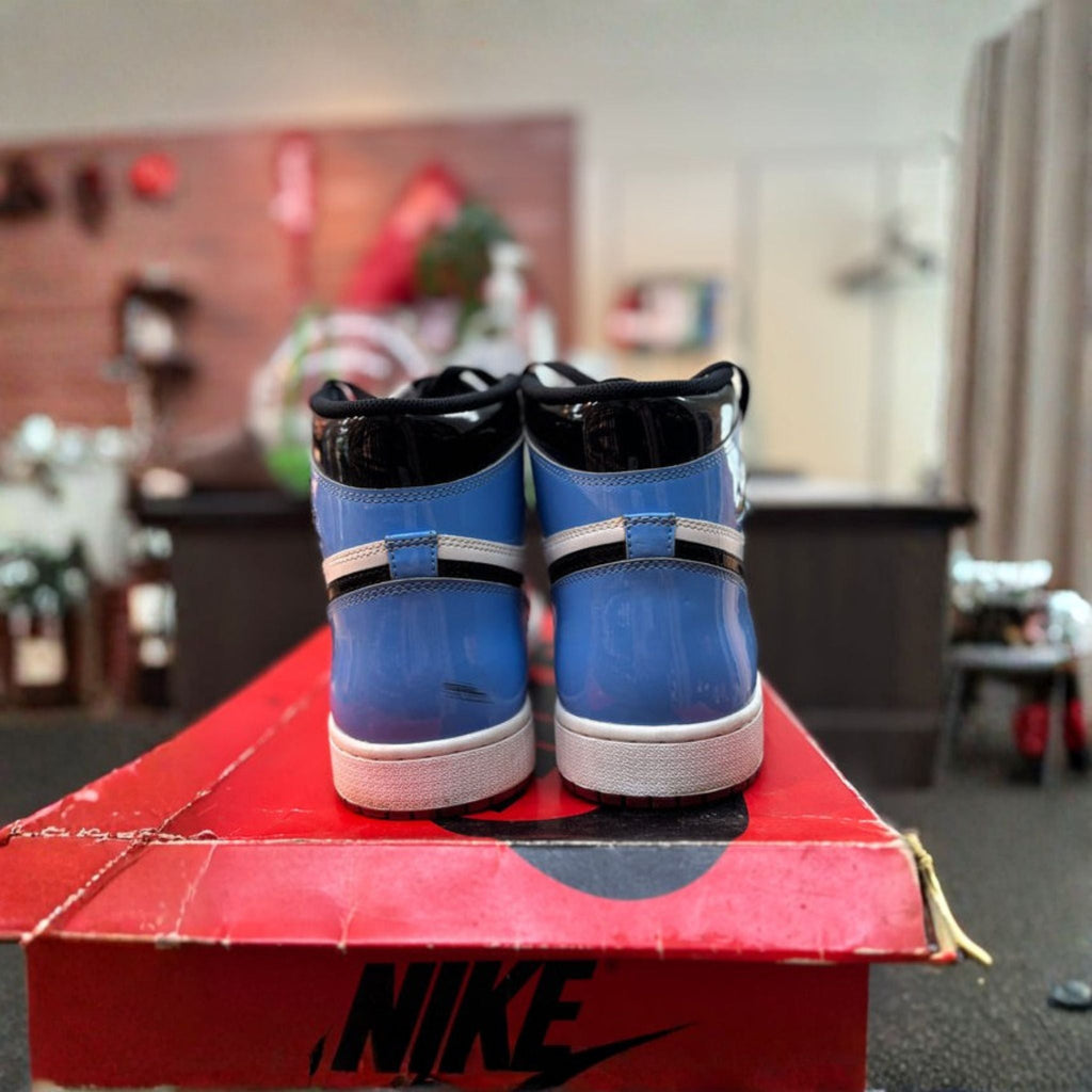 Air Jordan 1 High "Fearless UNC Chicago" Size 13 Pre Owned - Hype World