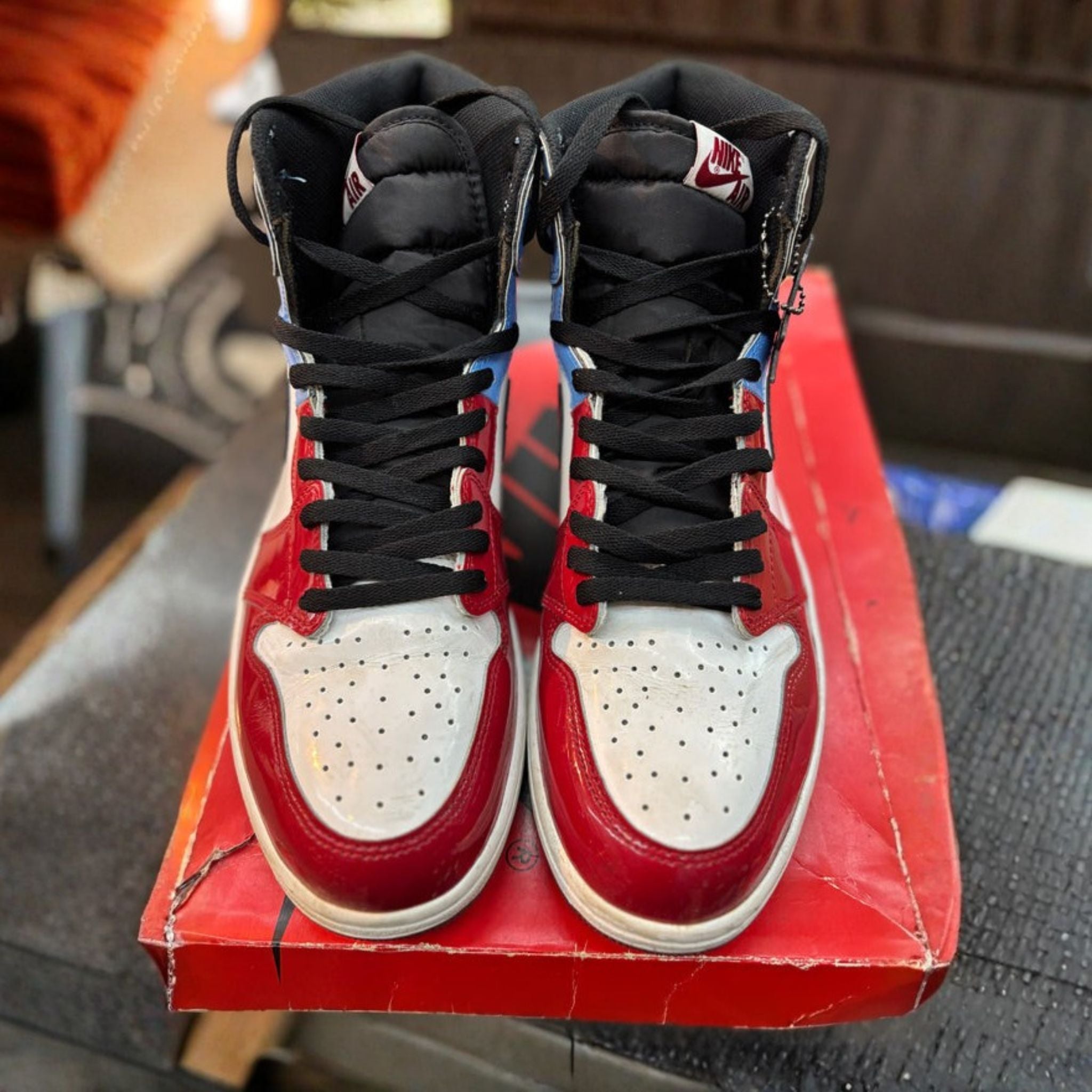 Air Jordan 1 High "Fearless UNC Chicago" Size 13 Pre Owned - Hype World