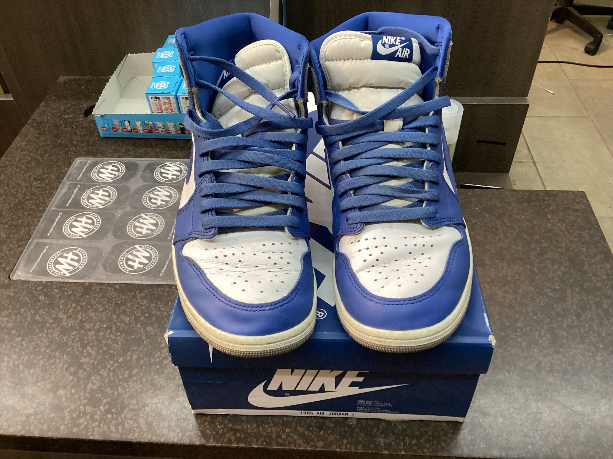 Air Jordan 1 "True Blue" Preowned - Hype World