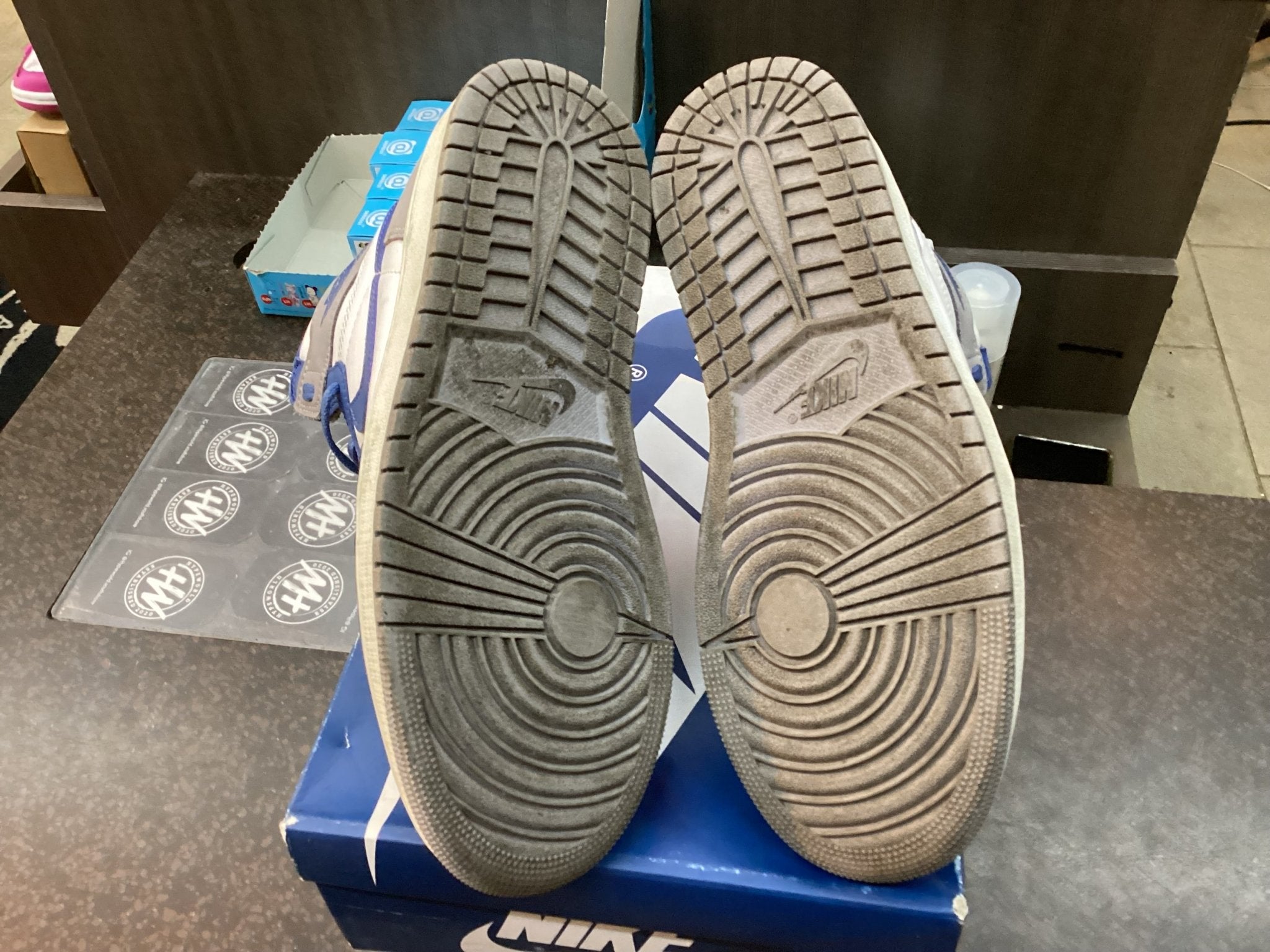 Air Jordan 1 "True Blue" Preowned - Hype World