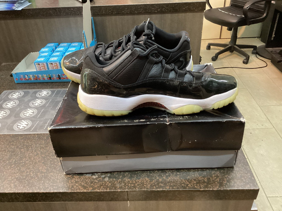 Air Jordan 11 Low "72-10" Preowned - Hype World