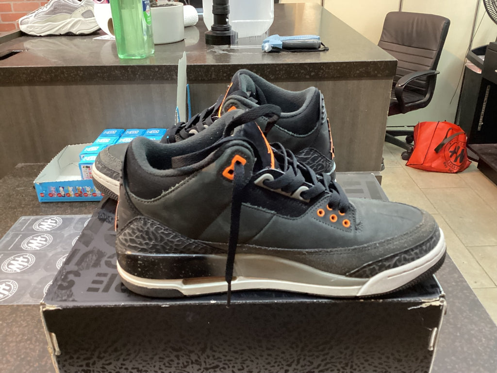 Air Jordan 3 "Fear" Preowned - Hype World