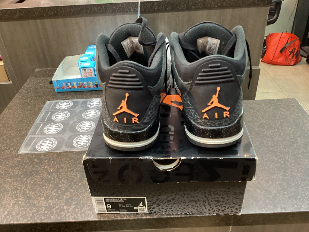 Air Jordan 3 "Fear" Preowned - Hype World