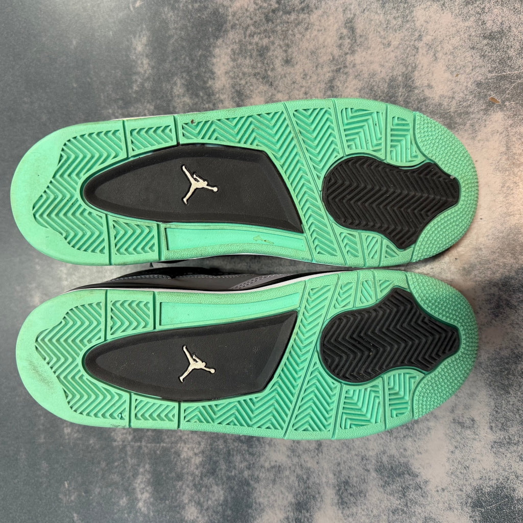 Air Jordan 4 Retro (GS) "Green Glow" Size 6Y Preowned - Hype World