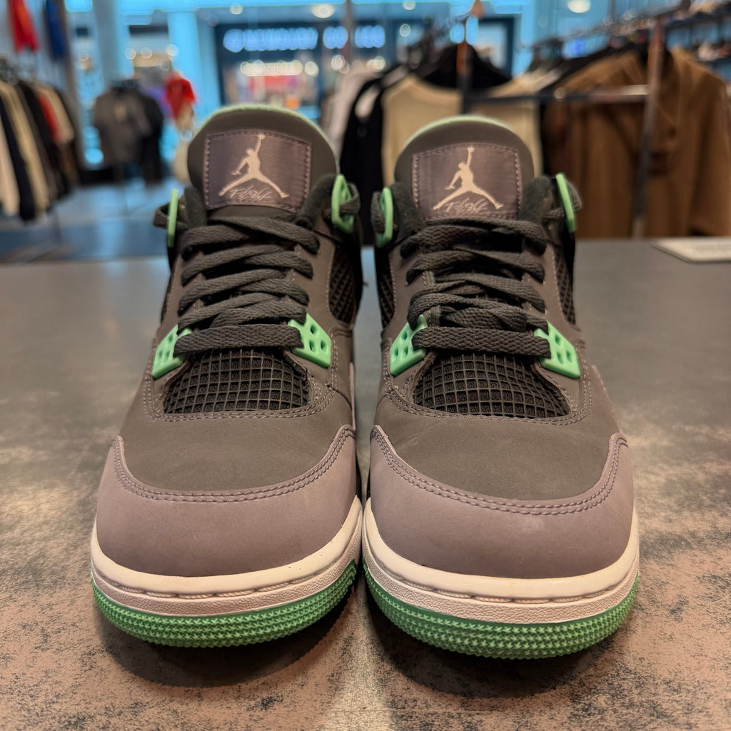 Air Jordan 4 Retro (GS) "Green Glow" Size 6Y Preowned - Hype World
