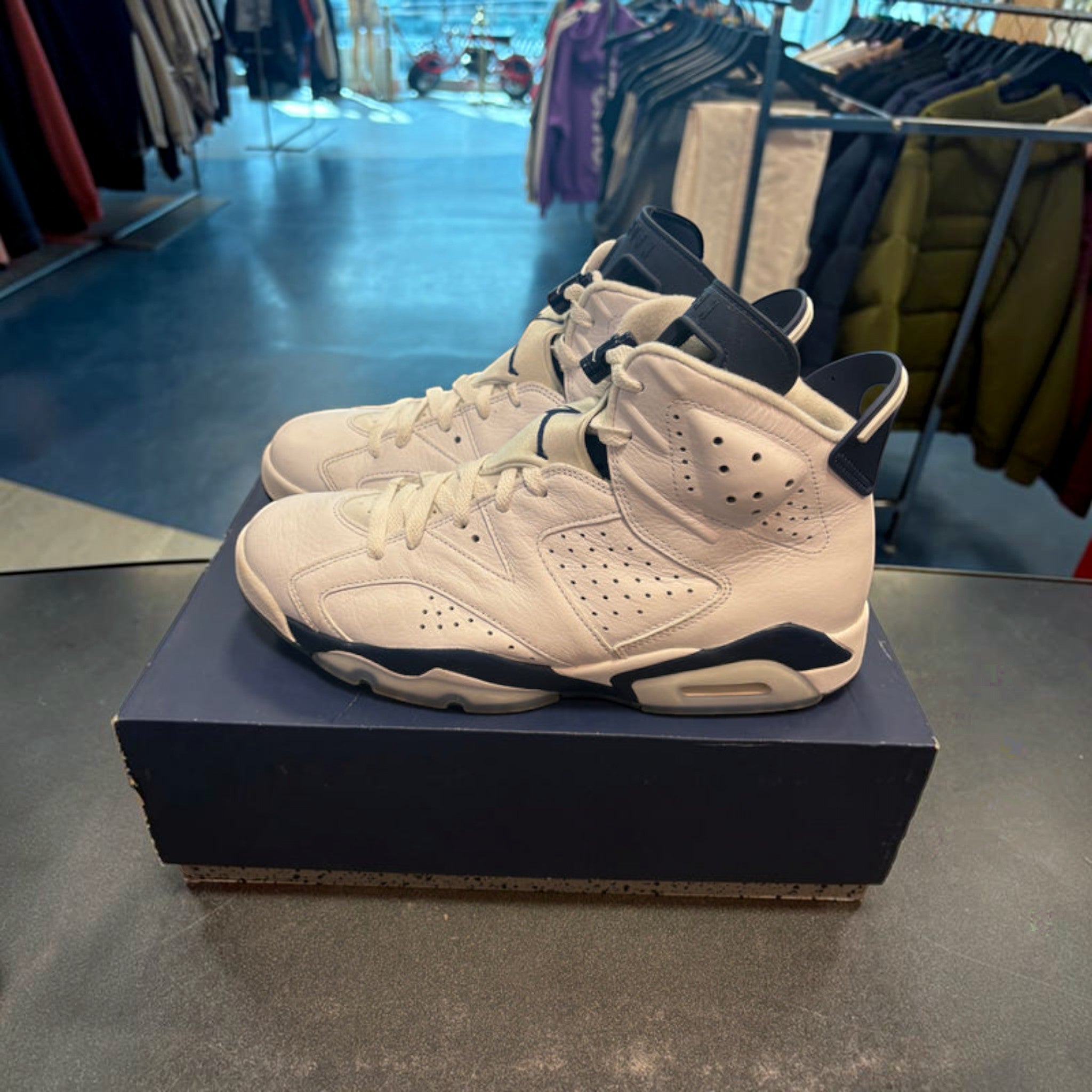 Air Jordan 6 Midnight Navy Size 10M Preowned - Hype World