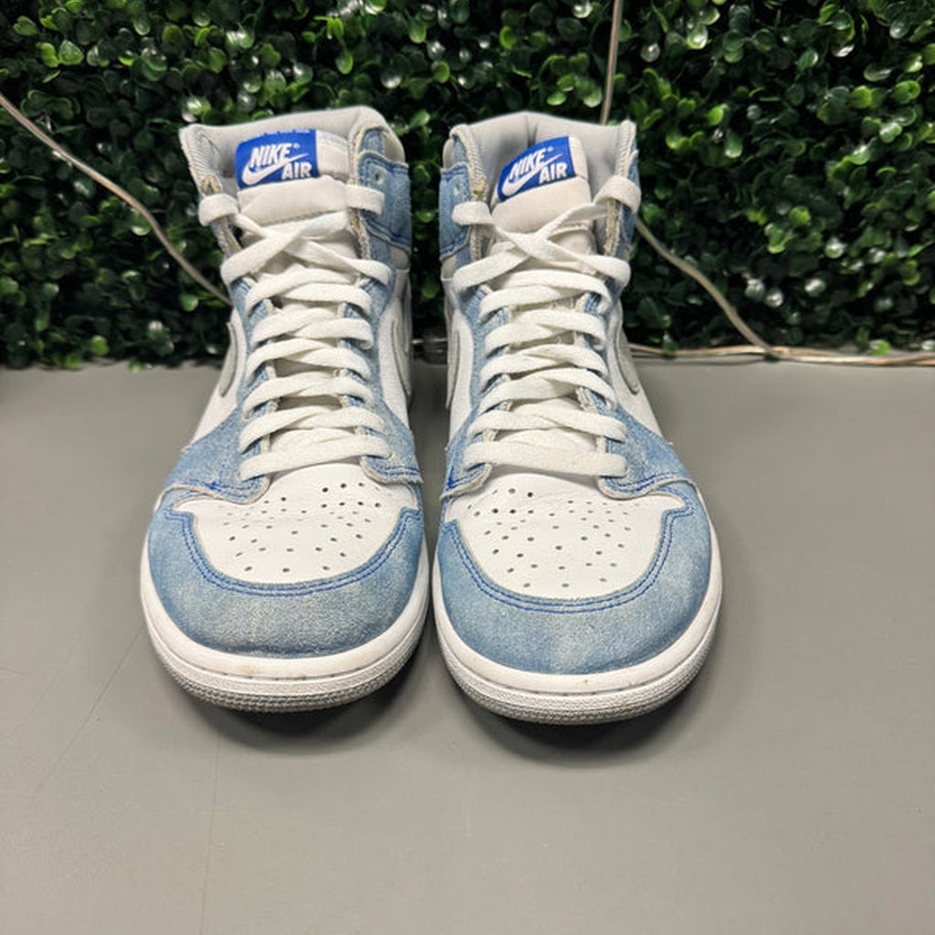 Jordan 1 " Hyper Royal" Size 10 Preowned