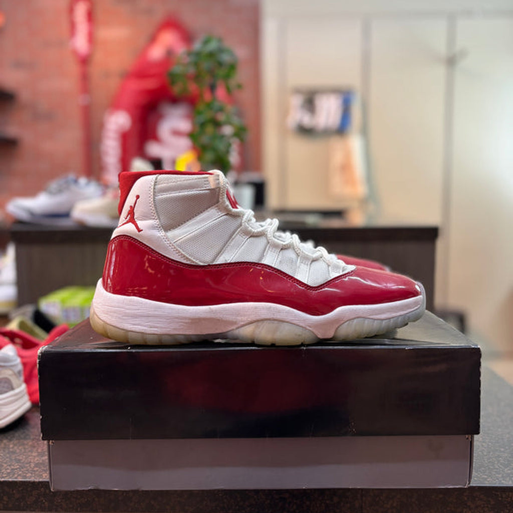 Jordan 11 "Cherry" Preowned Size 12