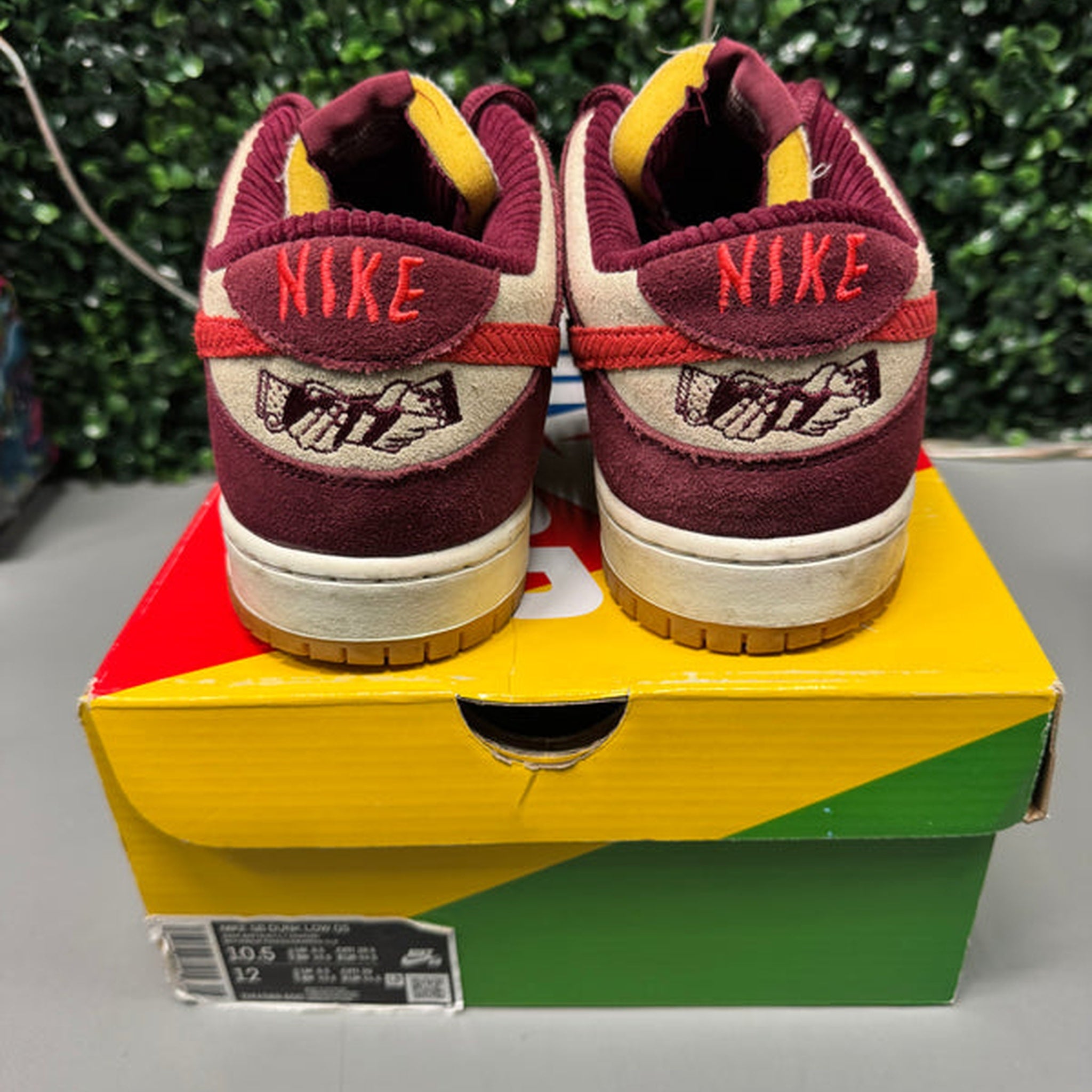 Nike SB Dunk Low "Skate Like A Girl" Size 10.5 Preowned