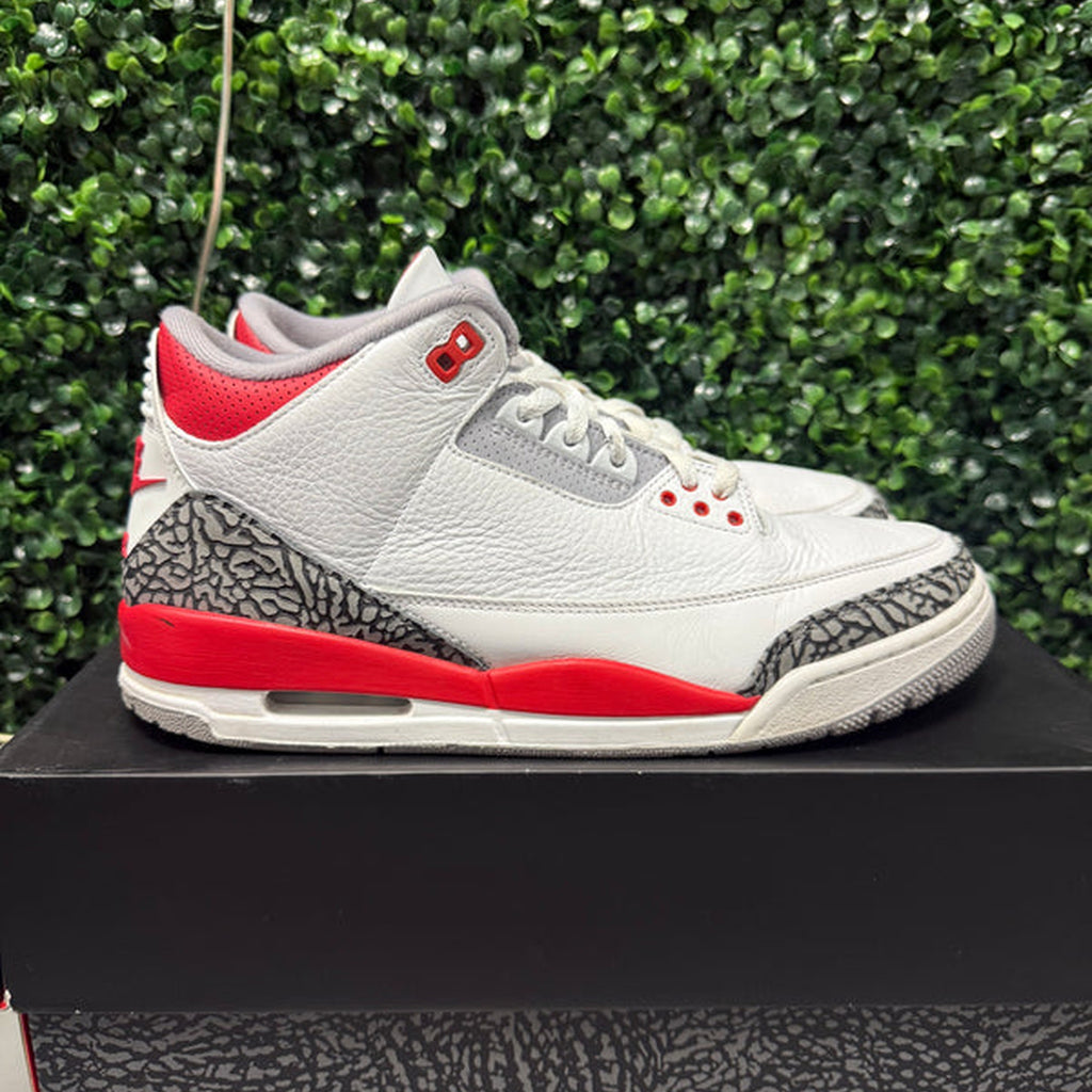 Jordan 3 "Fire Red" Size 11 Preowned