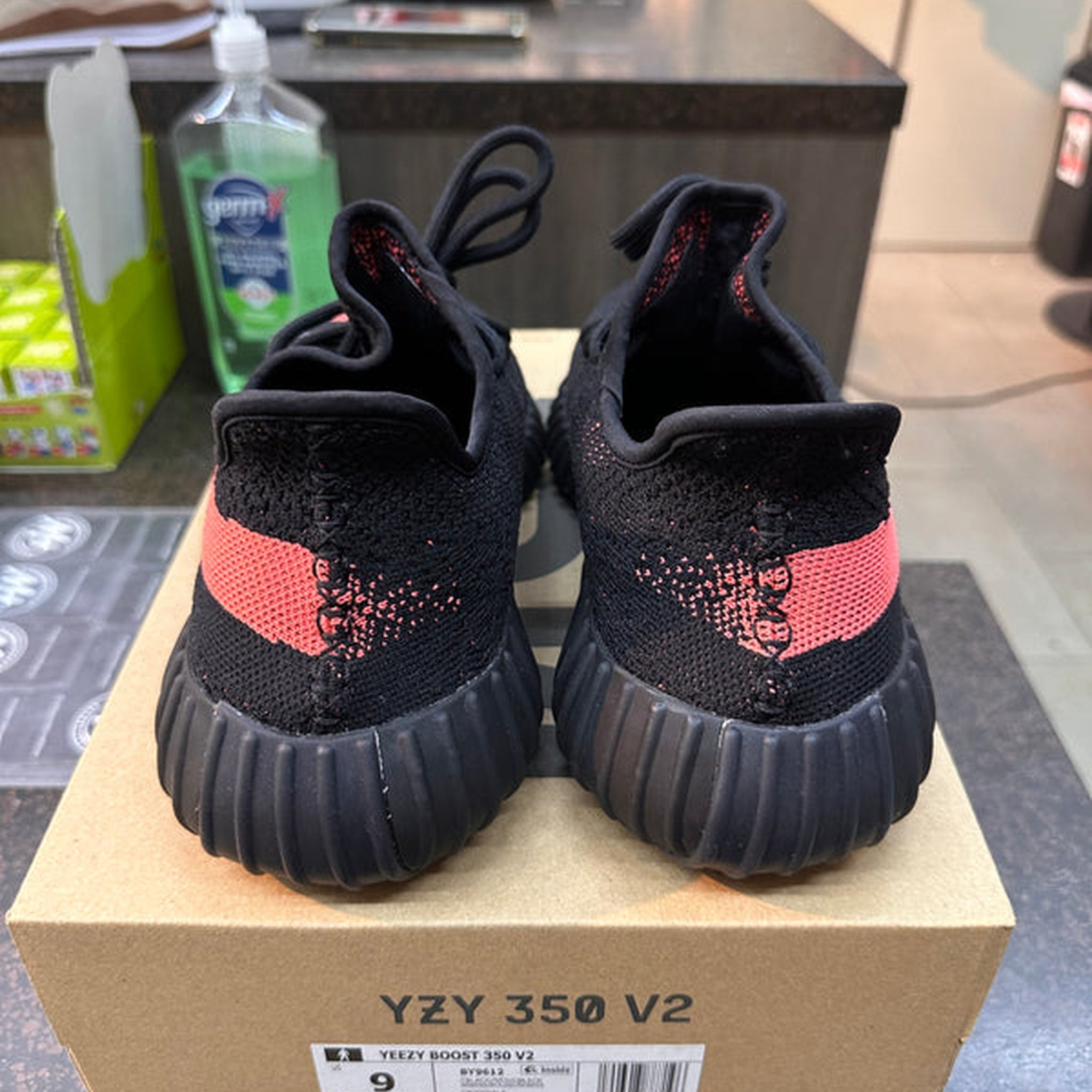 Yeezy 350 "Core Black and Red" Preowned