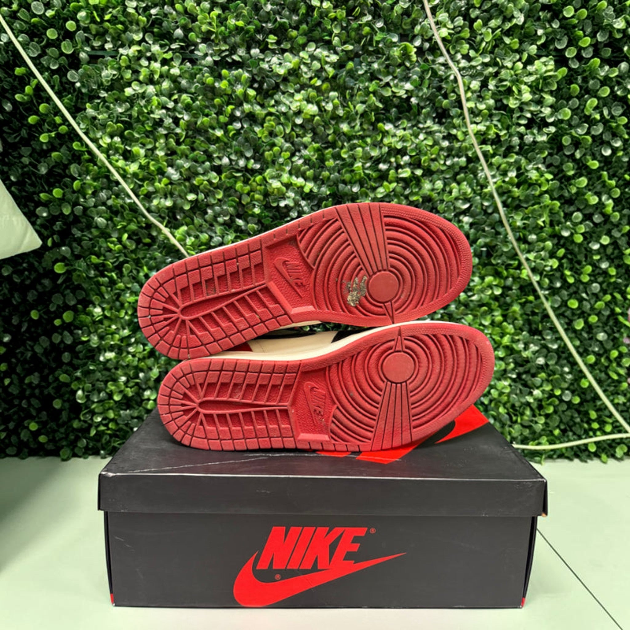 Jordan 1 High "Bred Toe" Size 11 Preowned - Hype World