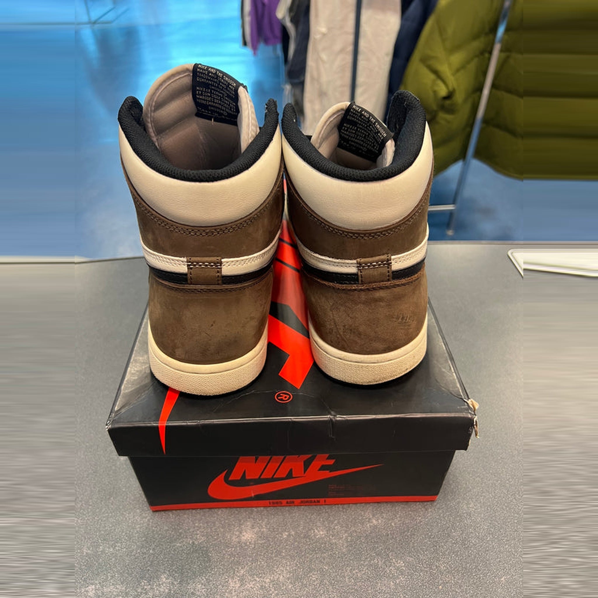 Jordan 1 High "Dark Mocha" Size 12M Preowned - Hype World