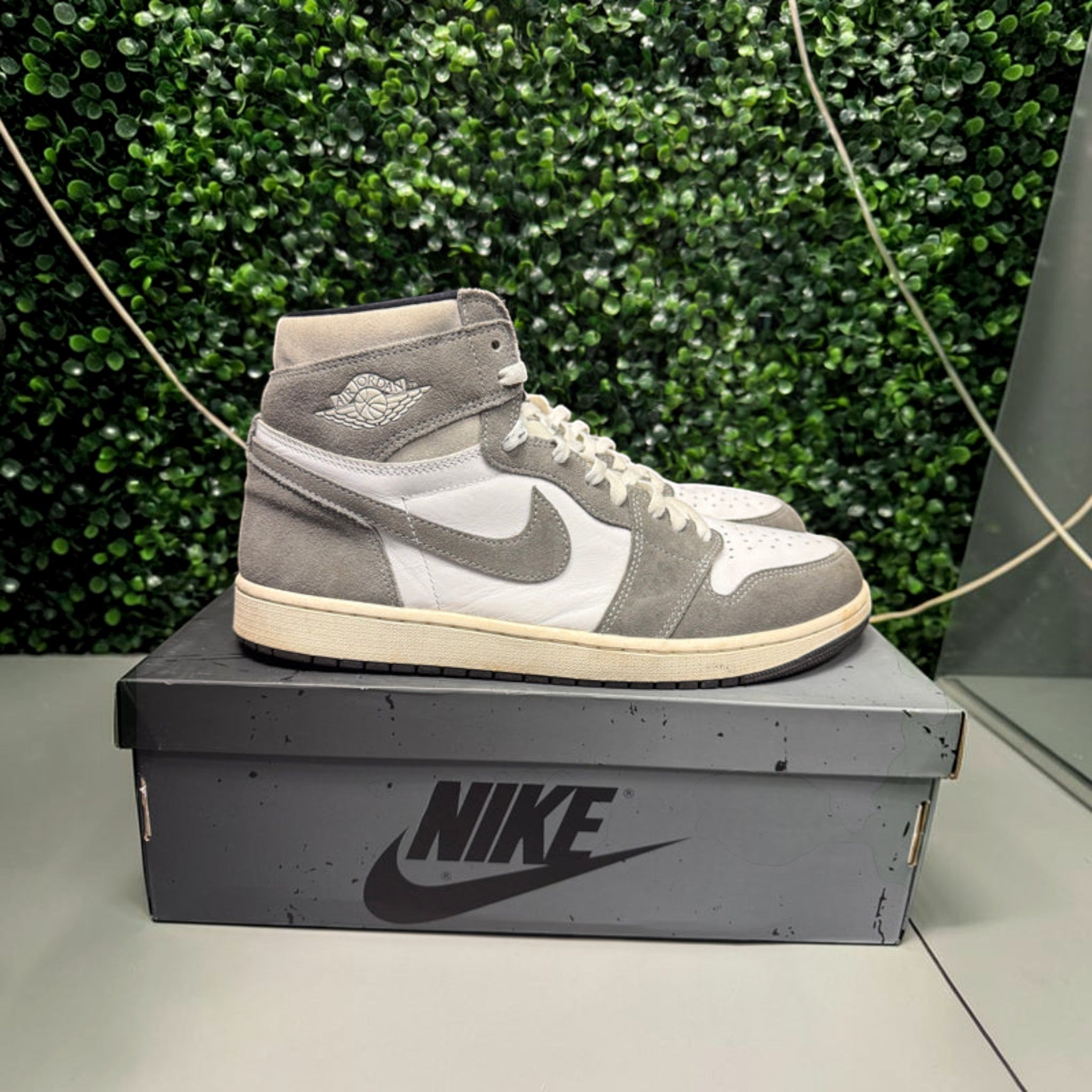 Jordan 1 High "Washed Black Size 13 Preowned - Hype World