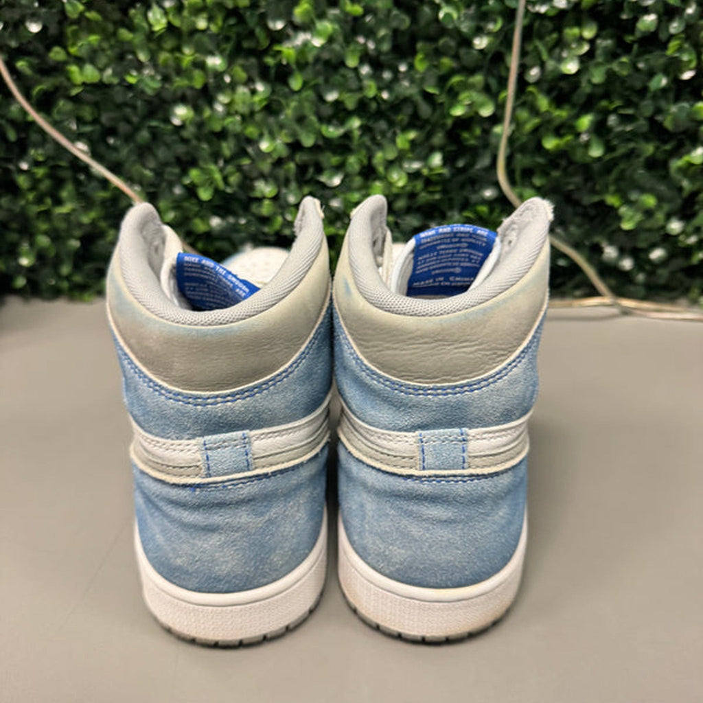 Jordan 1 " Hyper Royal" Size 10 Preowned - Hype World
