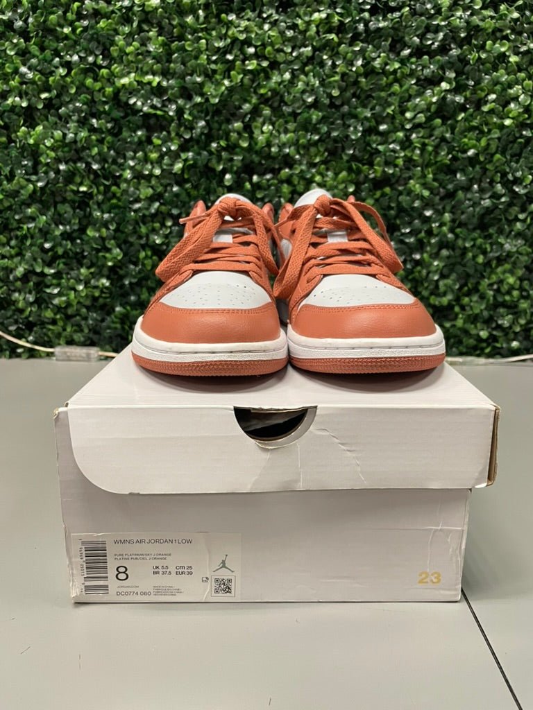 Jordan 1 Low "Sky J Orange" Size 8W - Hype World