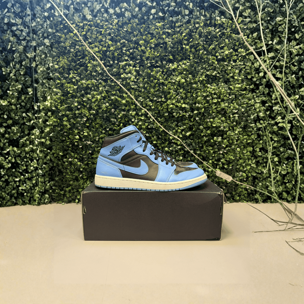 Jordan 1 Mid "University Blue Black" Size 11 Preowned - Hype World