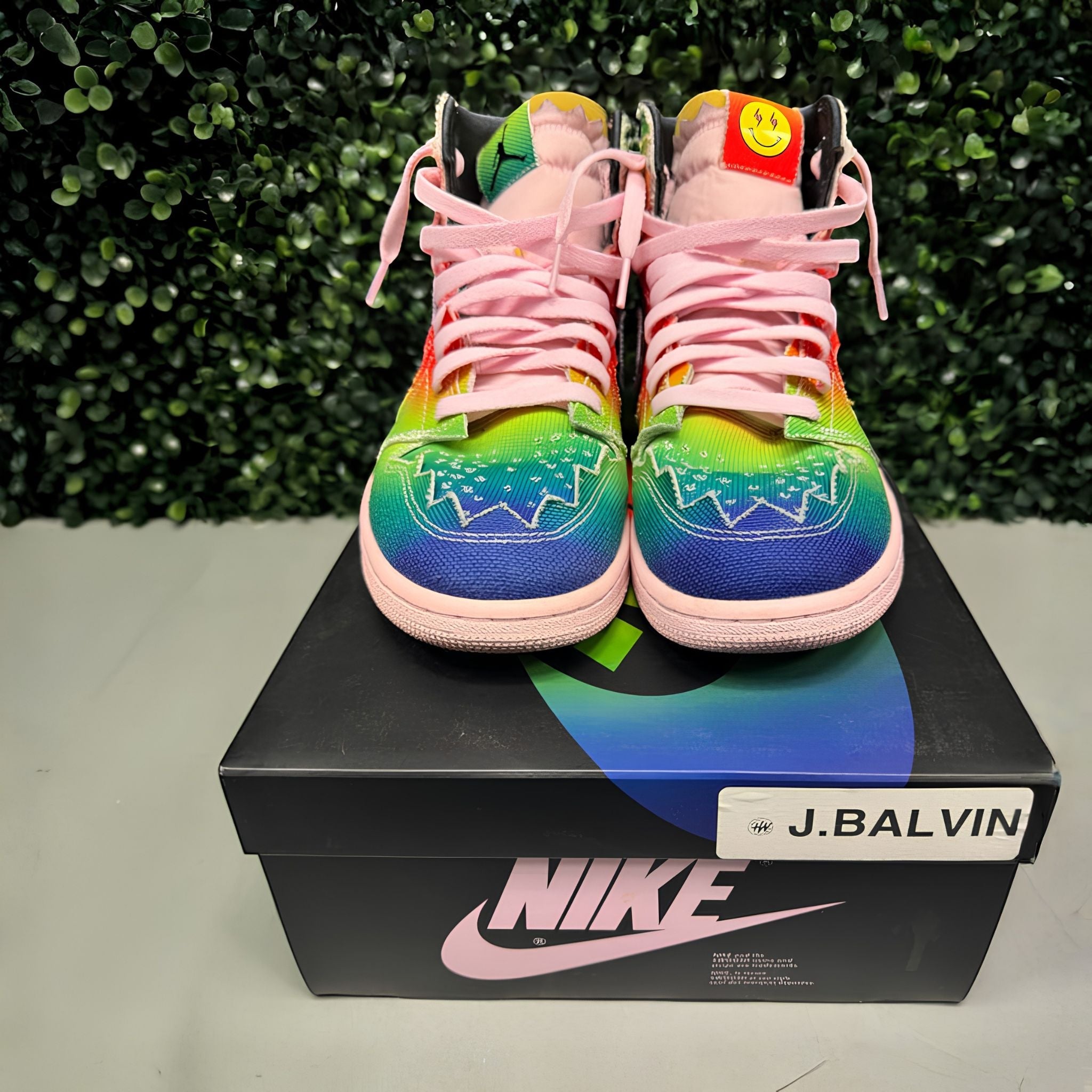 Jordan 1 Retro High "J Balvin" Size 9 Preowned - Hype World