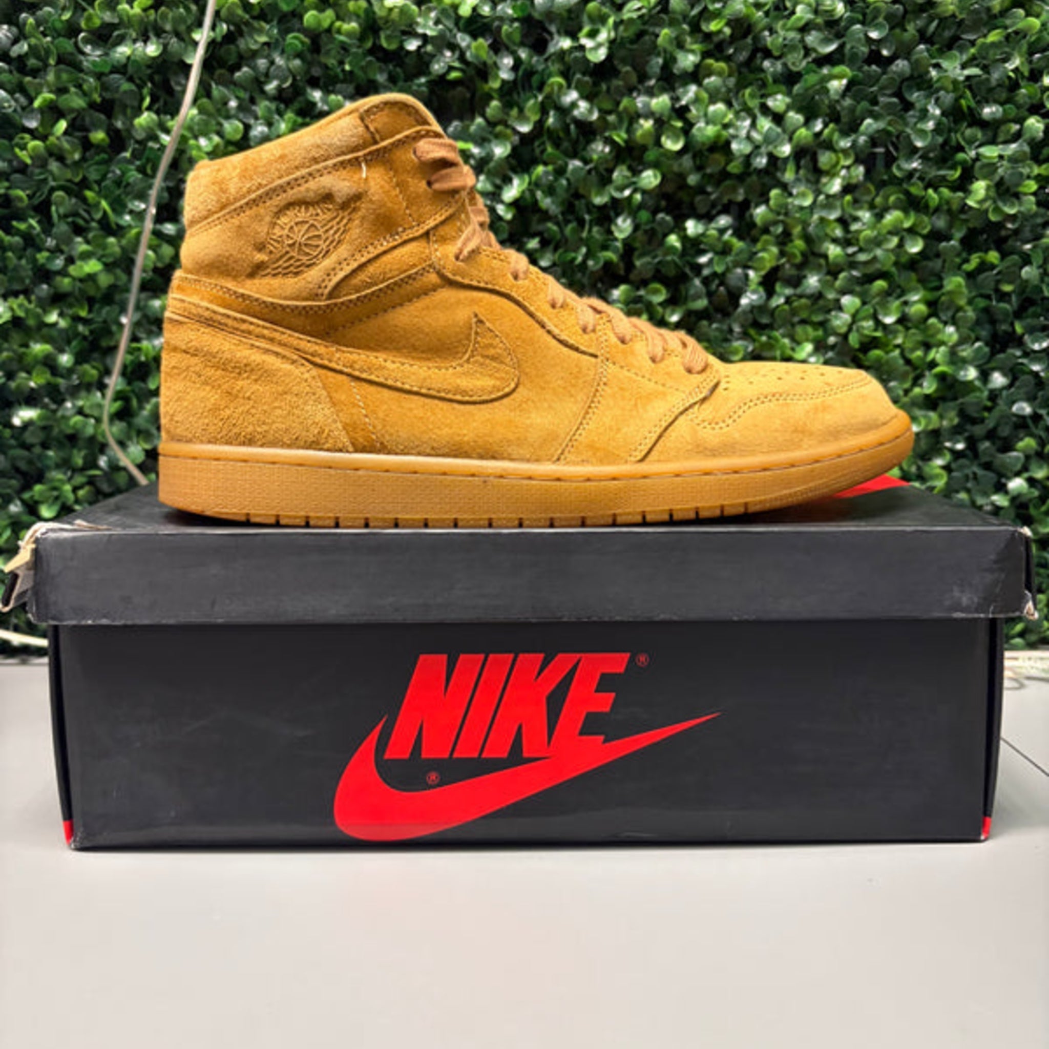Jordan 1 Retro High "Wheat" Size 11 Preowned - Hype World