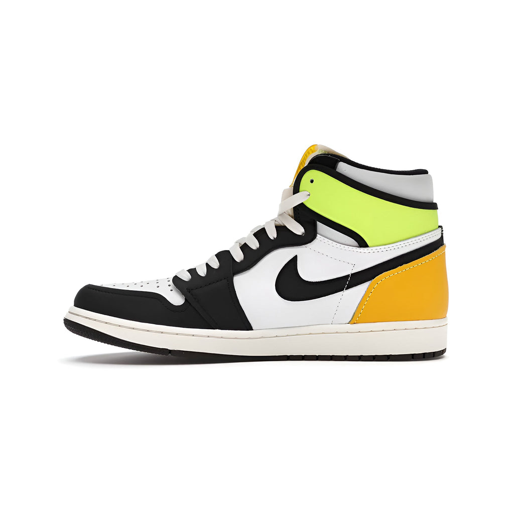 Jordan 1 Retro High "White Black Volt University Gold" (GS) - Hype World