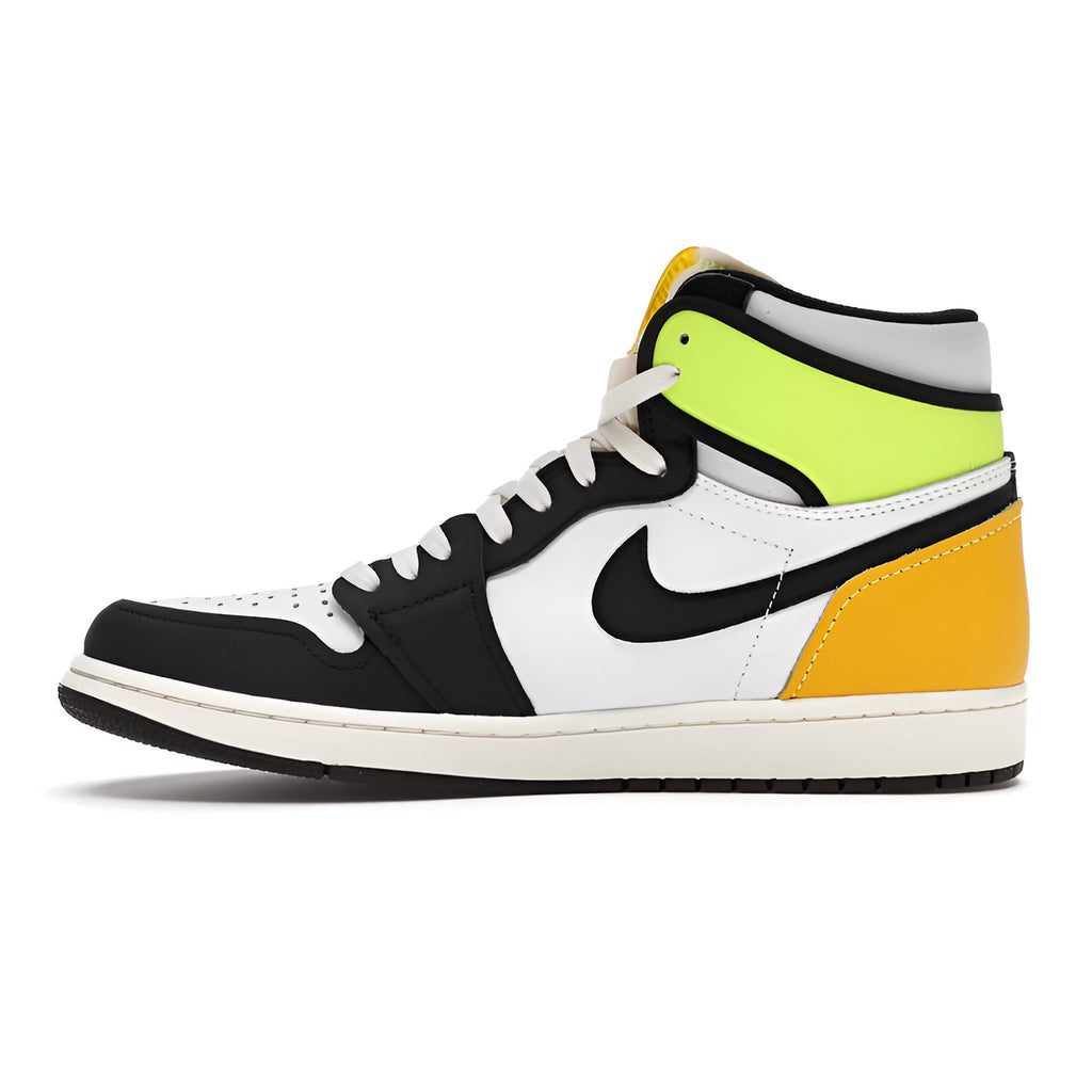 Jordan 1 Retro High "White Black Volt University Gold" (GS) - Hype World