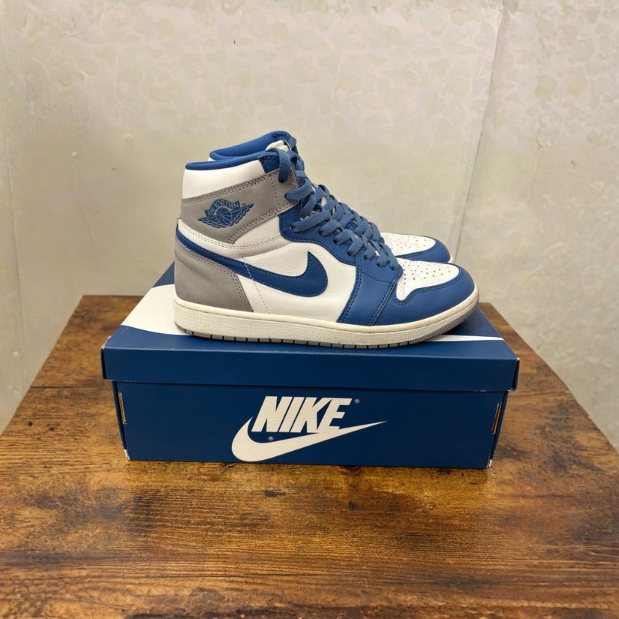 Jordan 1 “True Blue” Preowned Size 9 - Hype World