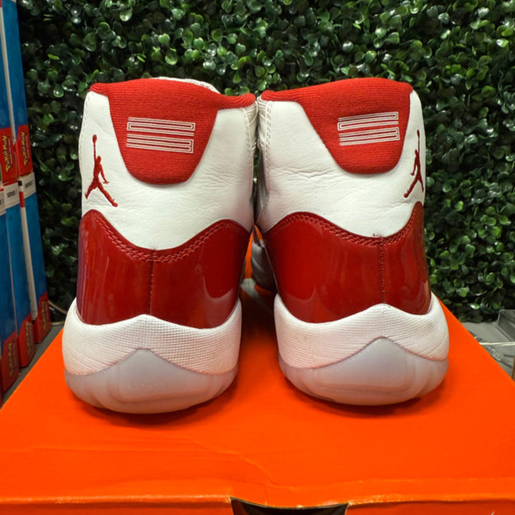 Jordan 11 High "Cherry" Size 8.5 Preowned - Hype World