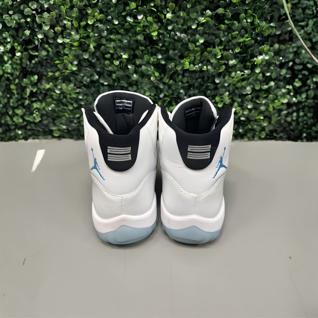 Jordan 11 High "Legend Blue" Size 11 Preowned - Hype World
