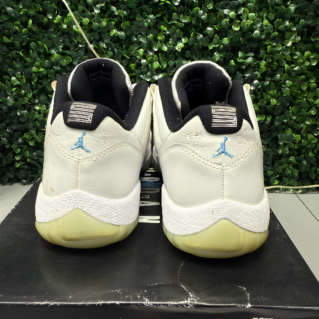 Jordan 11 Low "Legend Blue" Size 9 Preowned - Hype World