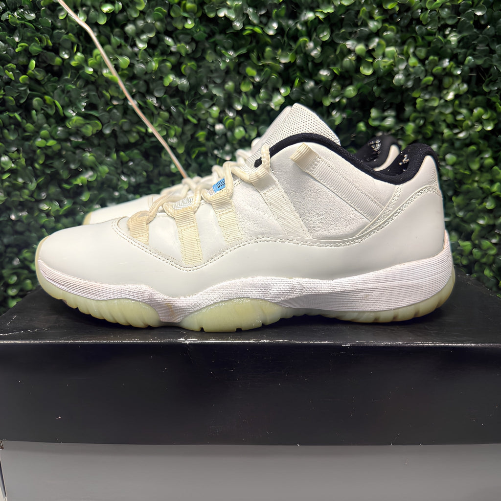 Jordan 11 Low "Legend Blue" Size 9 Preowned - Hype World