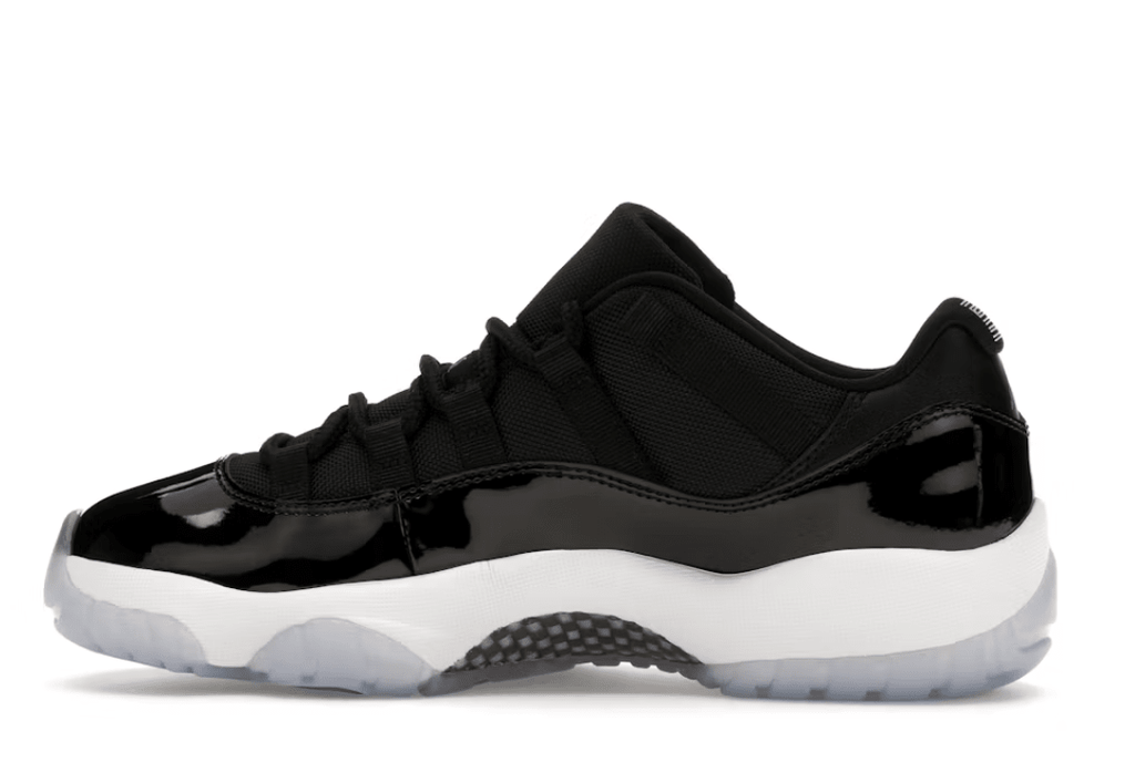 Jordan 11 Low "Space Jam" - Hype World