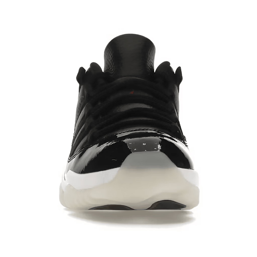 Jordan 11 Retro Low 72-10 - Hype World