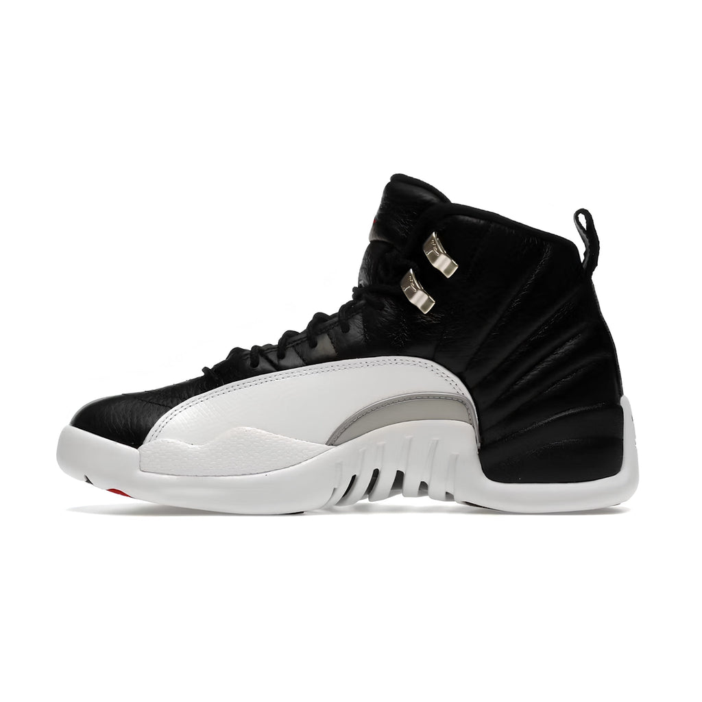 Jordan 12 Retro Playoffs (2022) (Yellowing) - Hype World