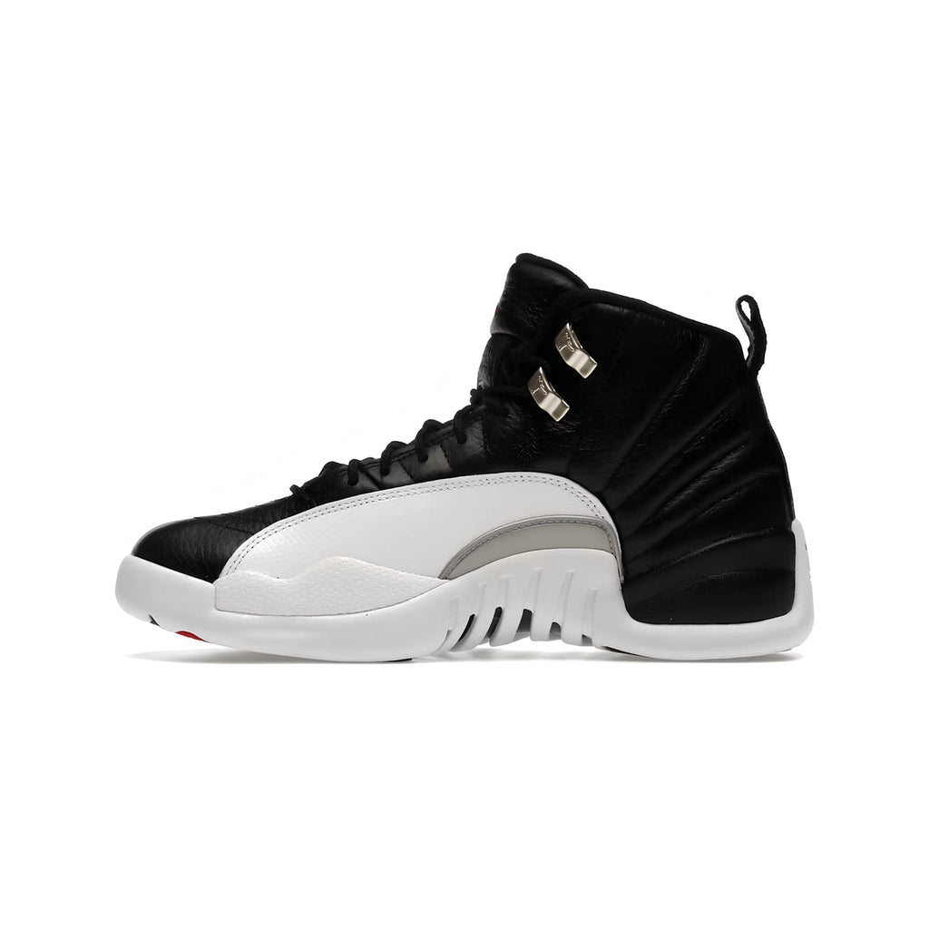 Jordan 12 Retro Playoffs (2022) (Yellowing) - Hype World