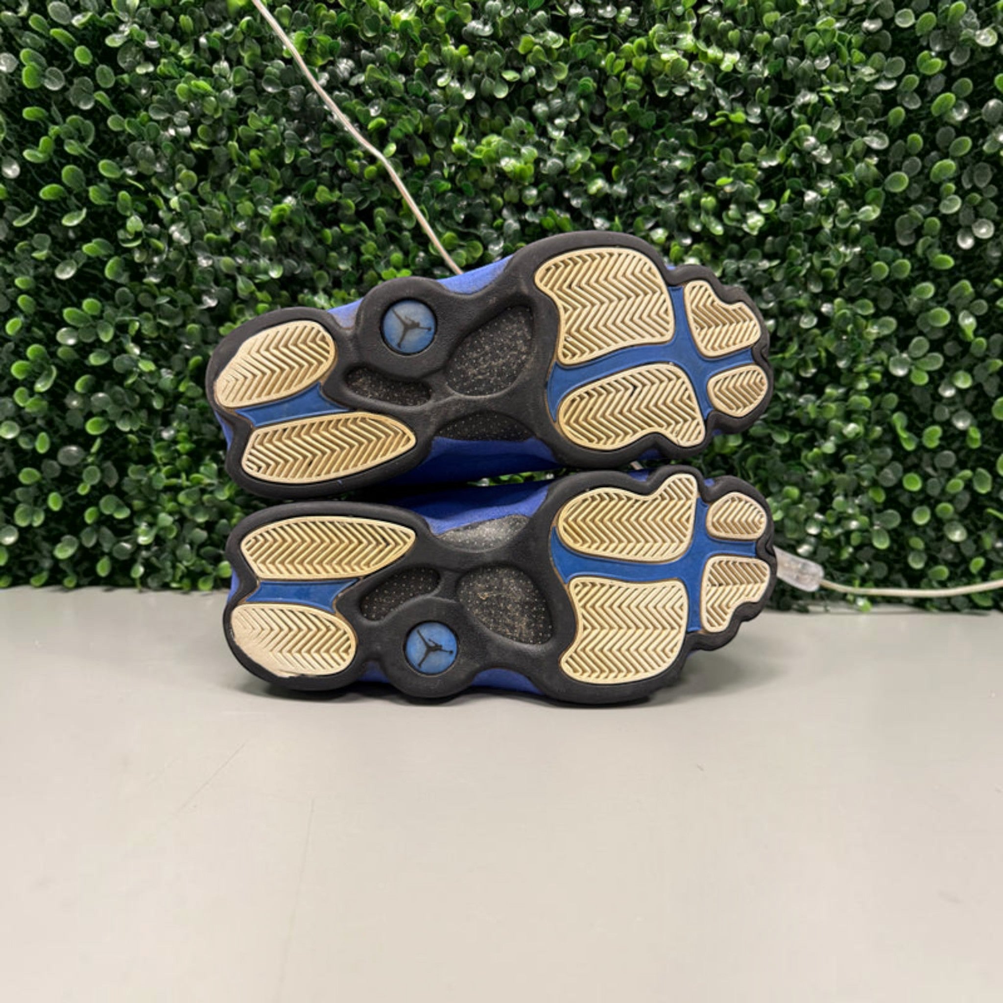 Jordan 13 "Hyper Royal" Size 7.5 Preowned - Hype World