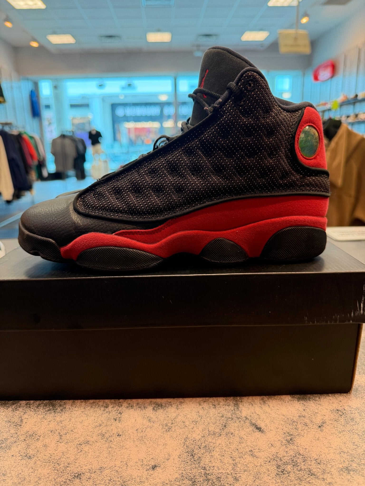 Jordan 13 Retro Bred 2013 (GS) Size 7Y Preowned - Hype World