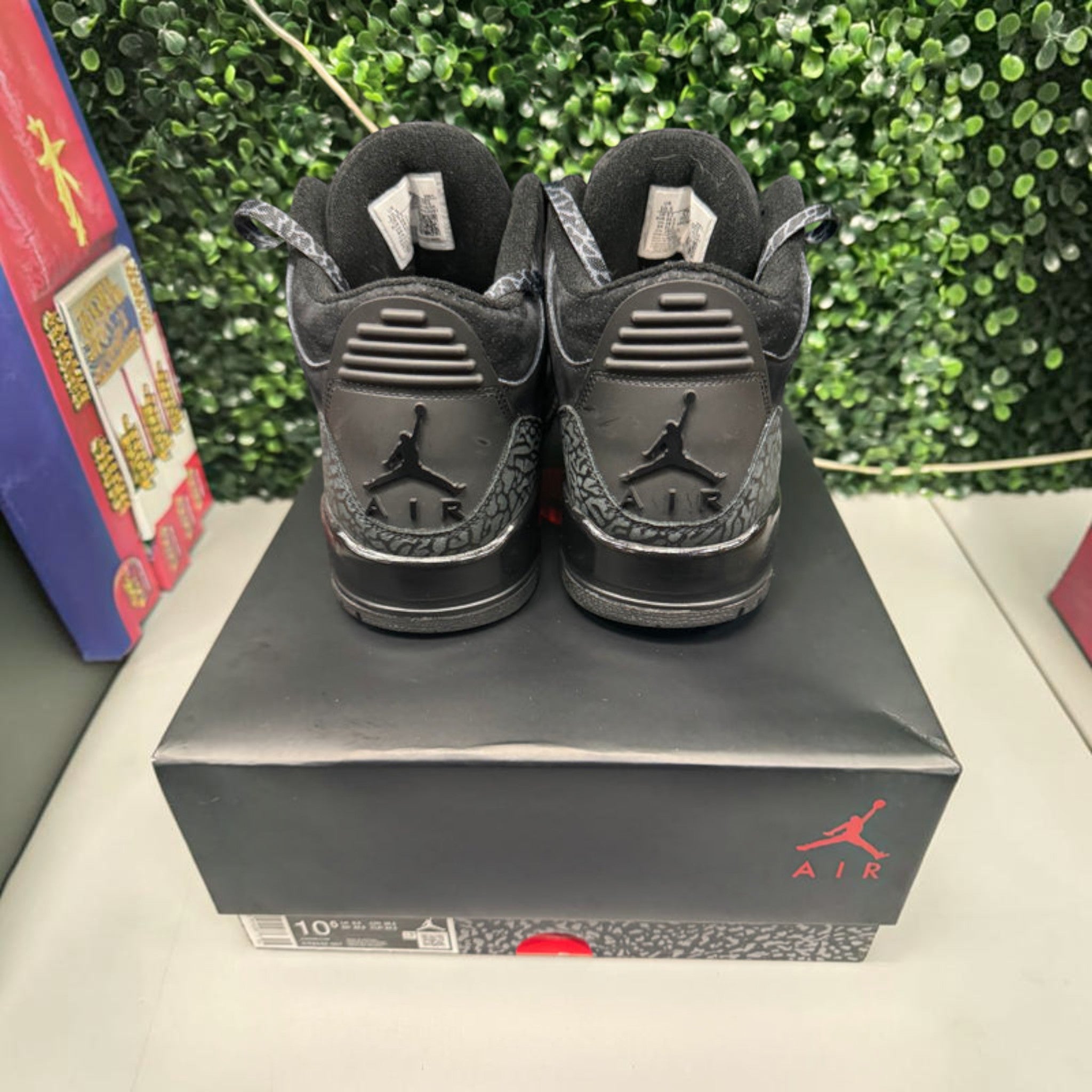 Jordan 3 "Black Cat" Size 10.5 Preowned - Hype World