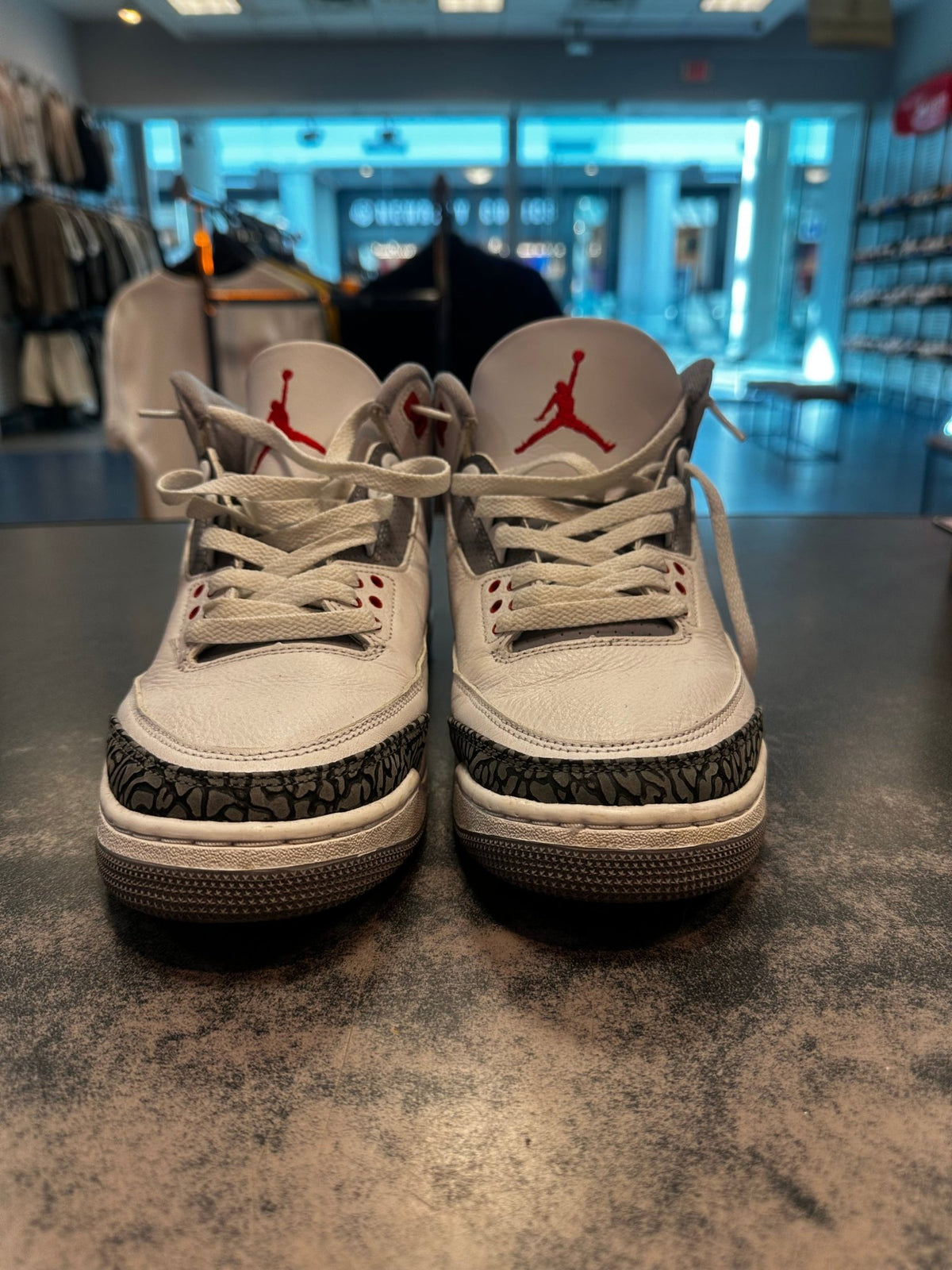 Jordan 3 "Fire Red" Size 10 Preowned - Hype World