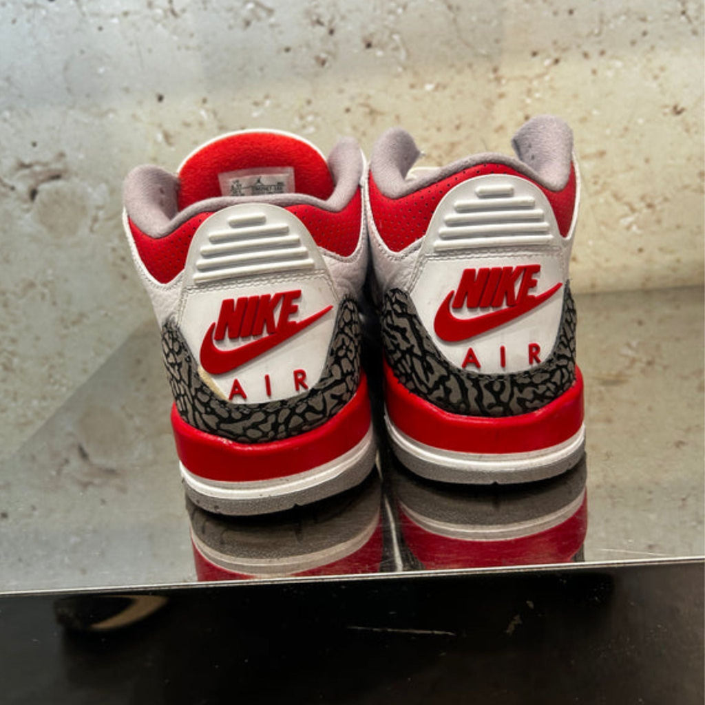 Jordan 3 "Fire Red" Size 6.5y Preowned - Hype World