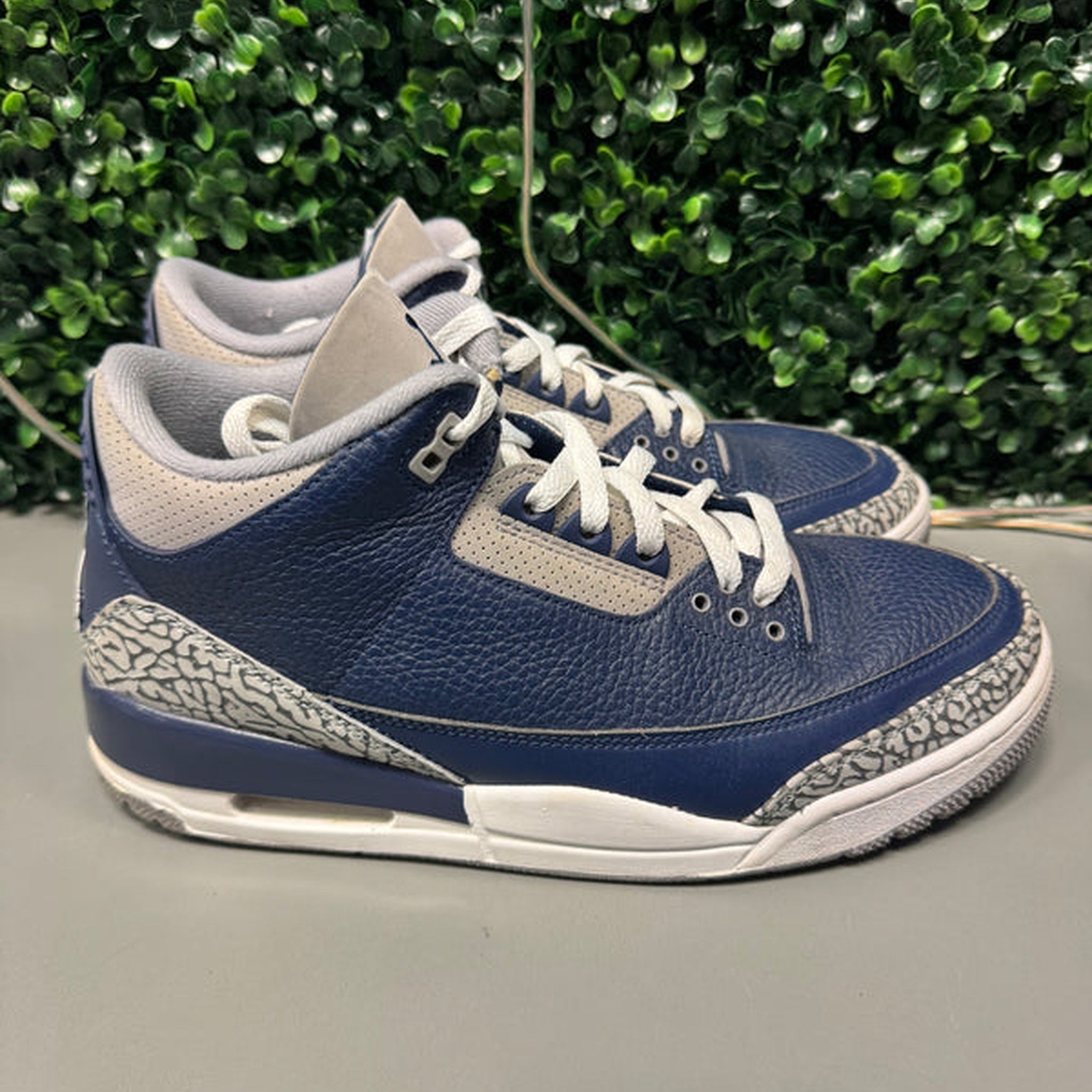 Jordan 3 "Georgetown" Size 10 Preowned - Hype World