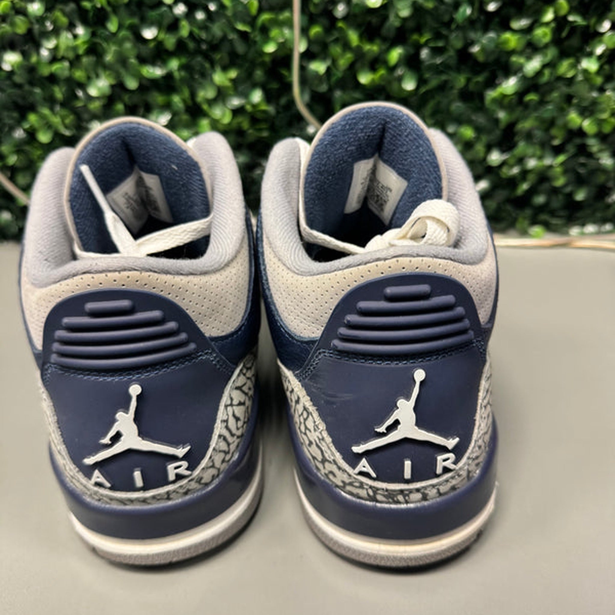 Jordan 3 "Georgetown" Size 10 Preowned - Hype World