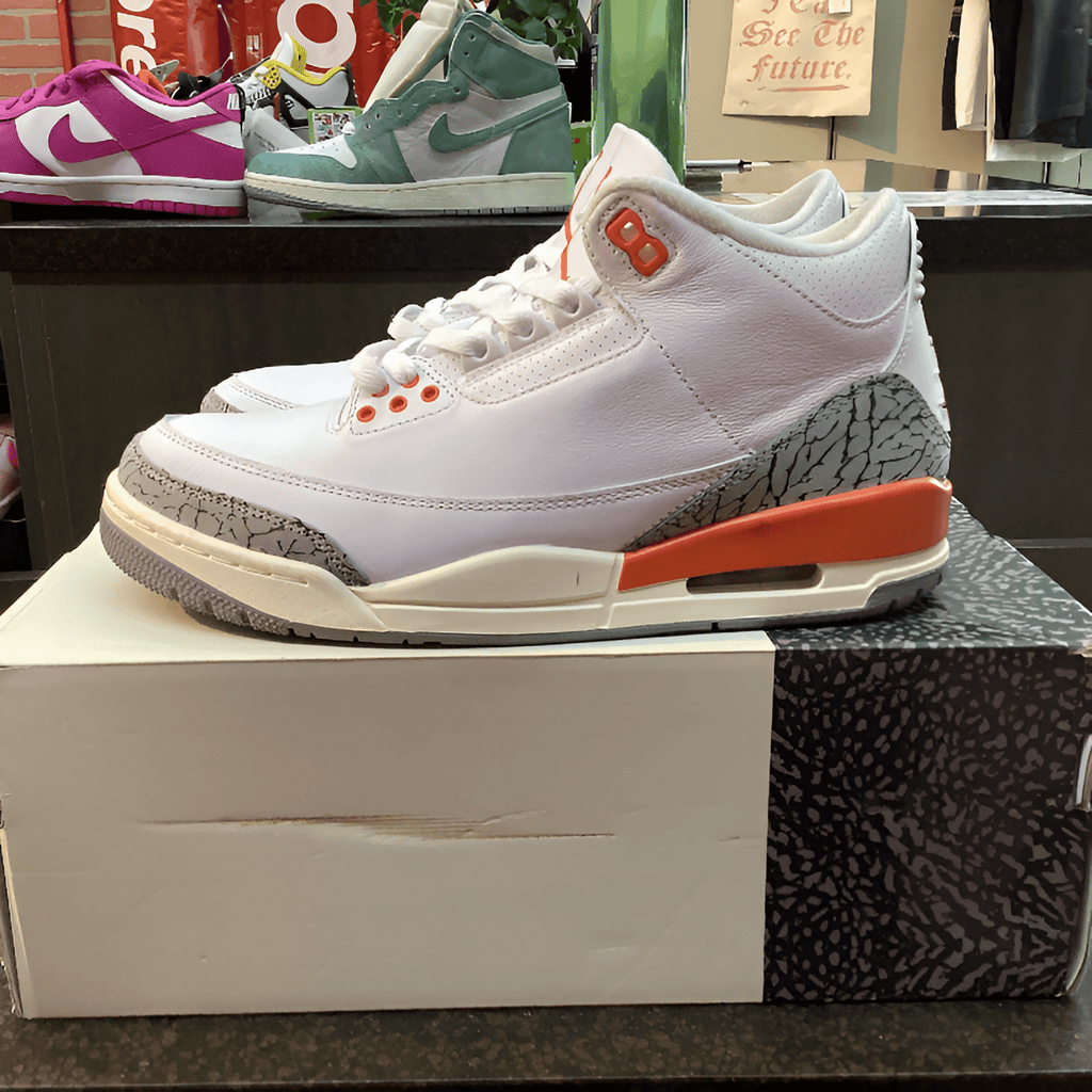 Jordan 3 “Georgia Peach” Preowned Size 9.5W/8M - Hype World