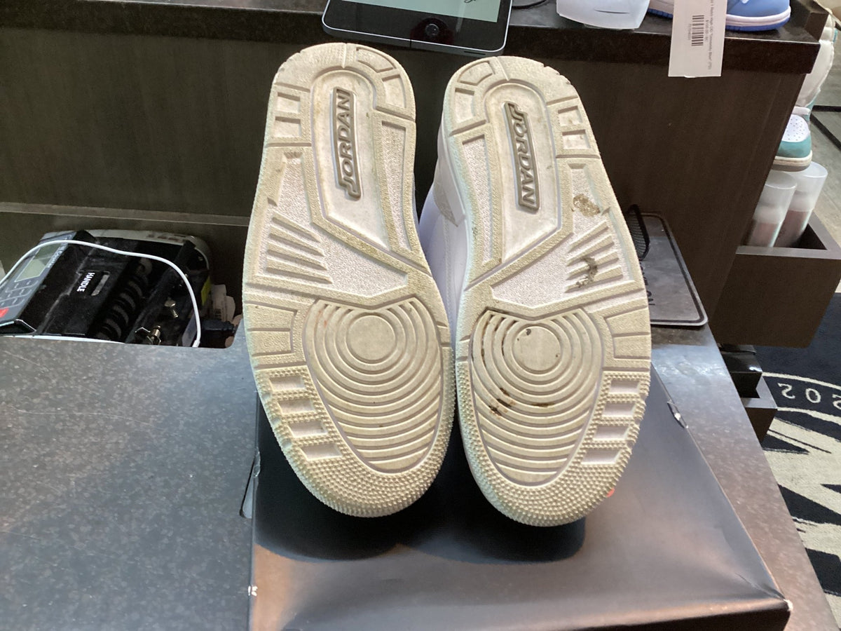 Jordan 3 “Pure Money” Preowned Size 7 - Hype World