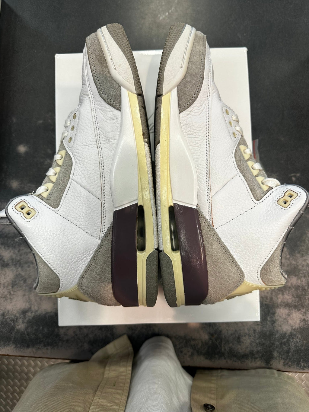 Jordan 3 Retro SP A Ma Maniére (Women's) Size 11W/ 9.5M - Hype World